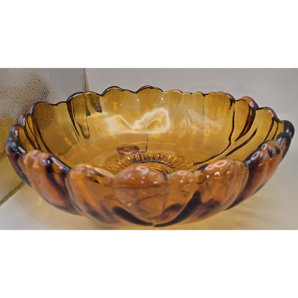 Vintage Sunflower Designed Lg. Bowl Deep Amber Scalloped‎ Edge On The Bottom